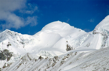 Nyainquentanglha Climbing, Climbing Nyainquentanglha, Nyainquentanglha Base Camp, Nyainquentanglha BC, Nyainquentanglha Climb Route, Tibet Nyainquentanglha Expedition, Expedition to Nyainquentanglha, Nyainquentanglha Peak, Nyenchen Tanglha Expedition, Himalayan range north, Yarlung Tsangpo river, Mount Nyenchen Tanglha, Nyainqêntanglha, Nyenchen Tanglha Expedition